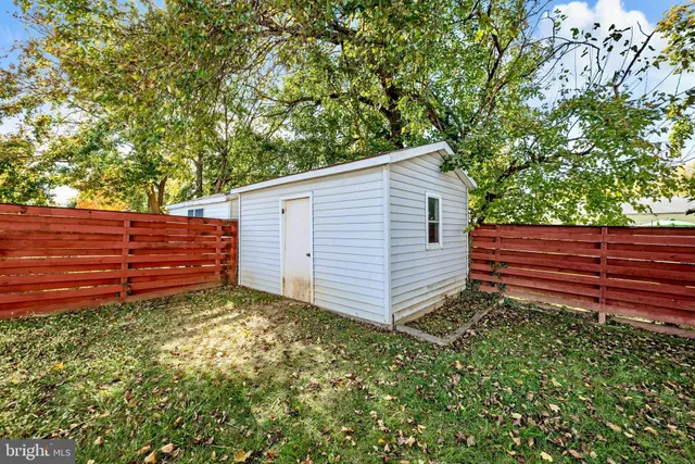 $300,000 | 621 Butler Avenue, Winchester, VA 22601