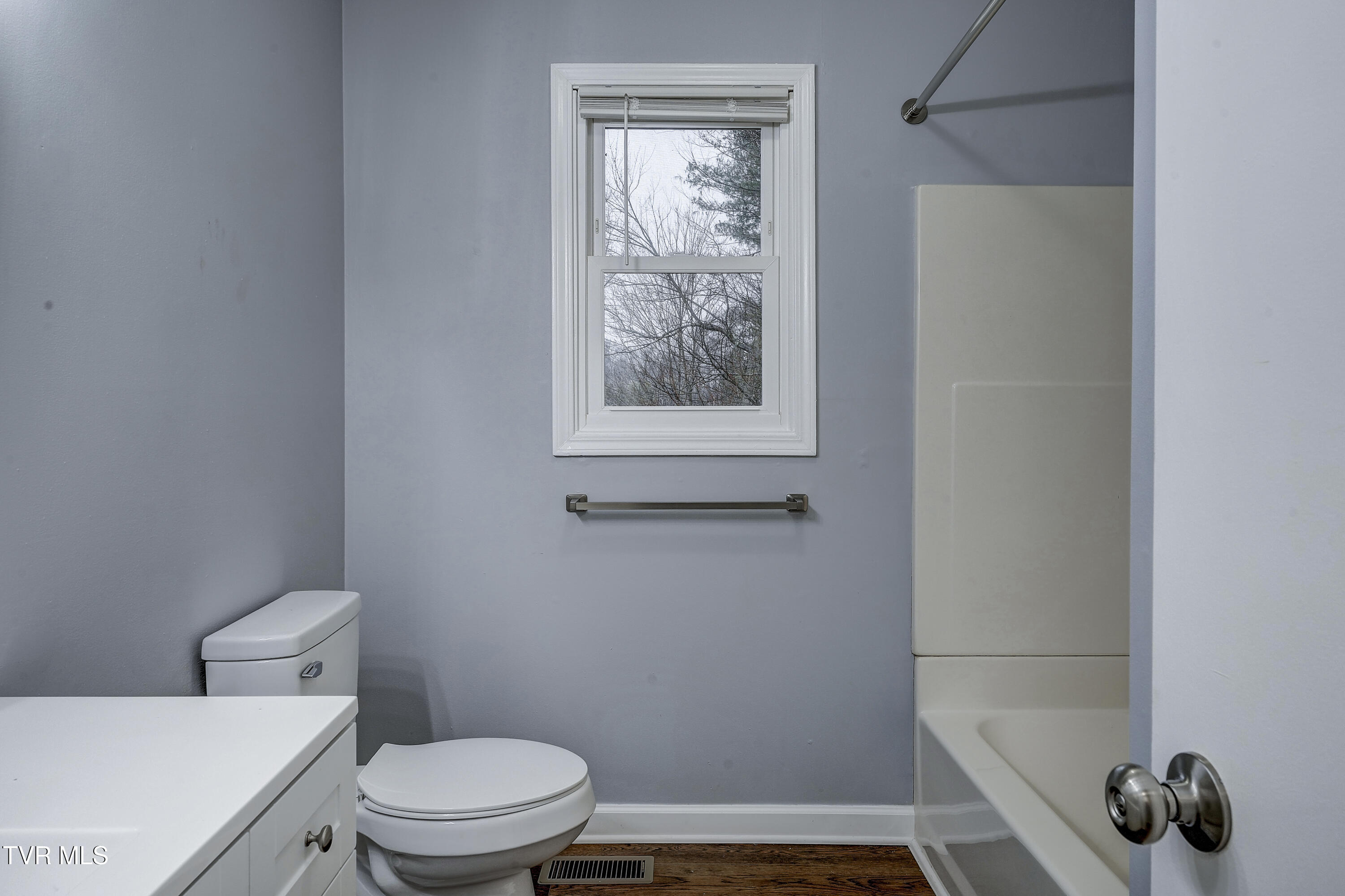 115 Oak Timbers Road Telford, TN 37690 - Photo 12 of 26 Oak-INTERIOR-10