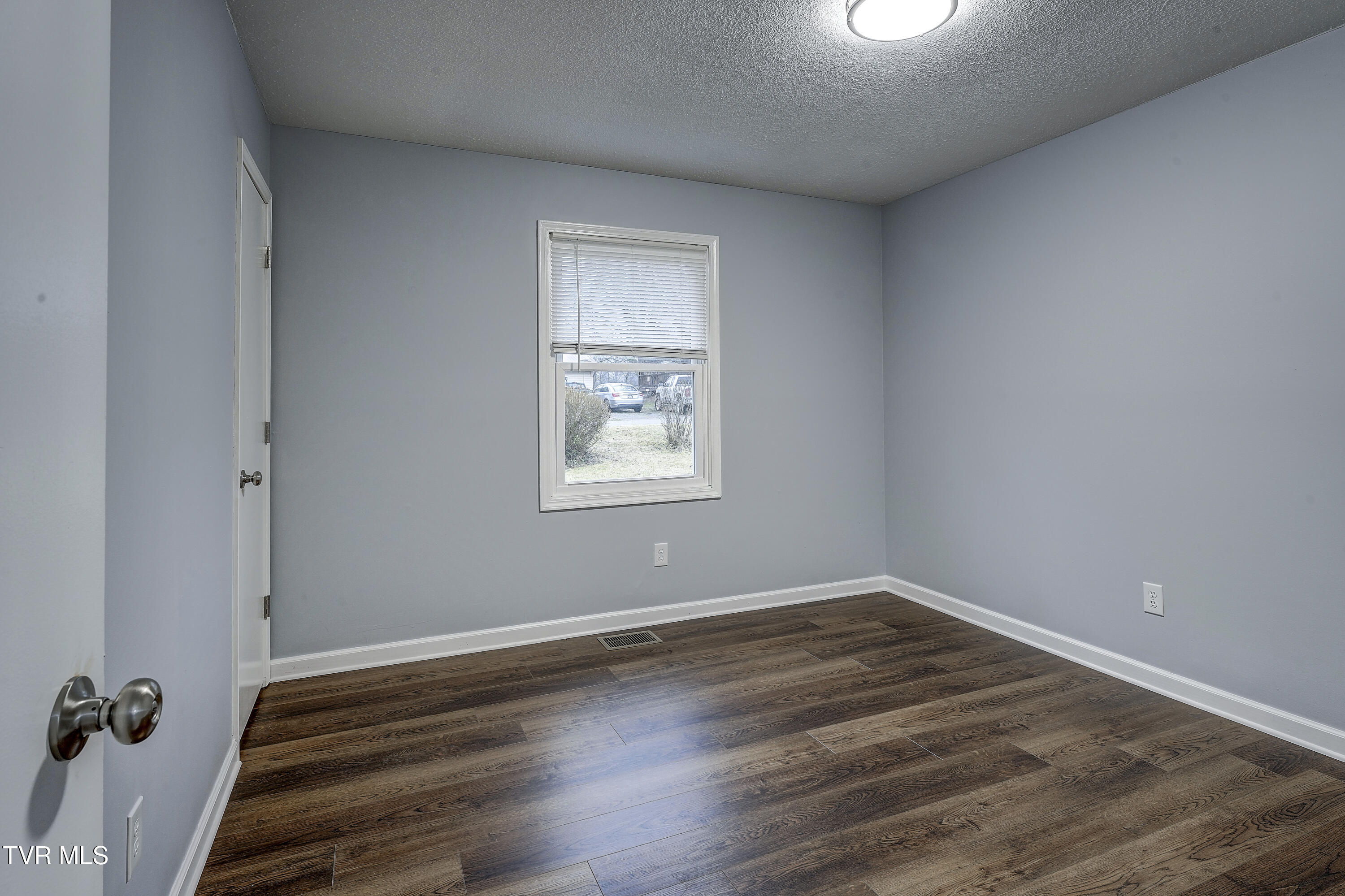 115 Oak Timbers Road Telford, TN 37690 - Photo 15 of 26 Oak-INTERIOR-13