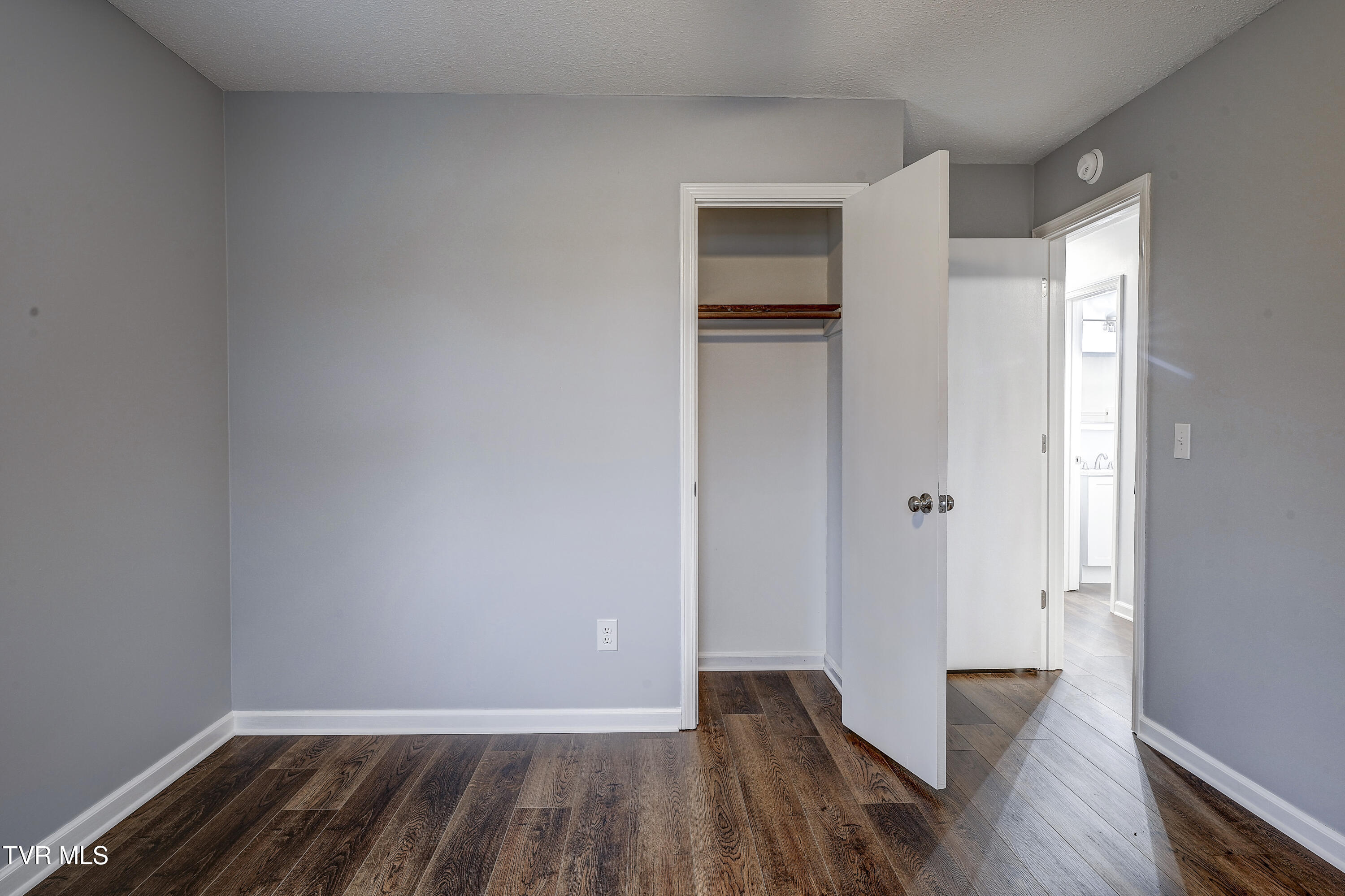 115 Oak Timbers Road Telford, TN 37690 - Photo 18 of 26 Oak-INTERIOR-16