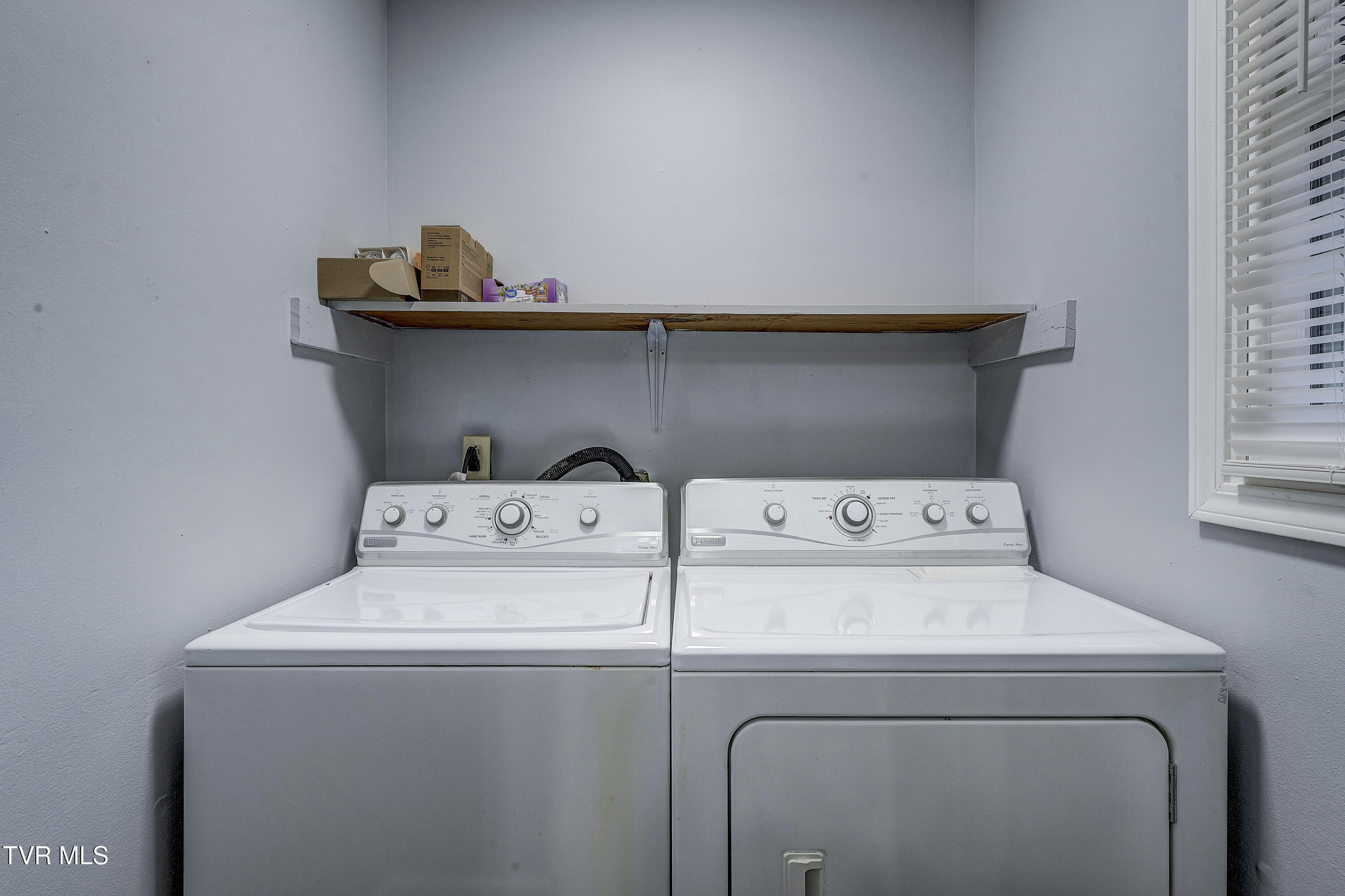 115 Oak Timbers Road Telford, TN 37690 - Photo 23 of 26 Oak-INTERIOR-21