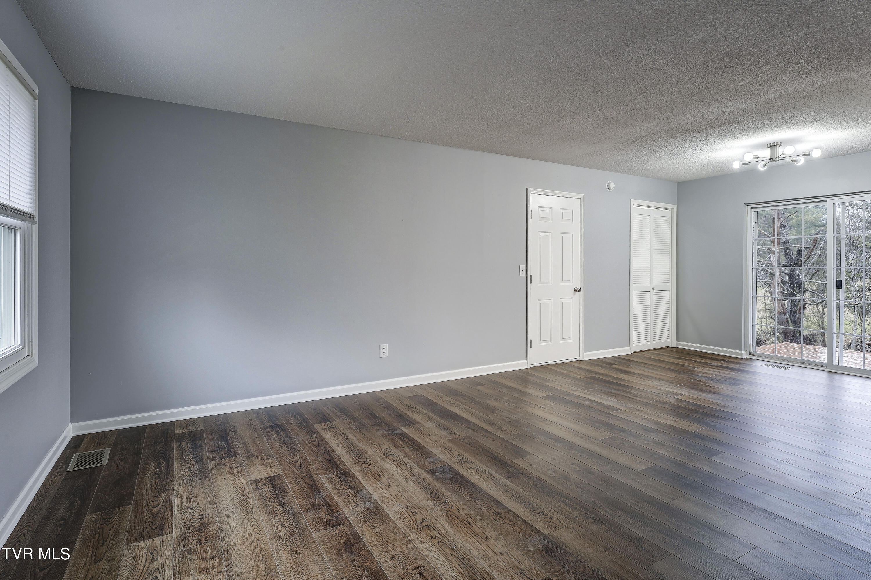 115 Oak Timbers Road Telford, TN 37690 - Photo 10 of 26 Oak-INTERIOR-1