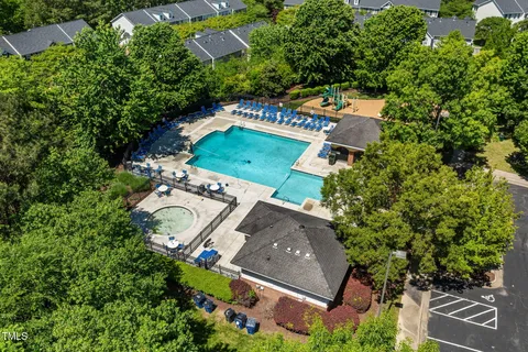 $379,900 | 5420 Vista View Court, Raleigh, NC 27612