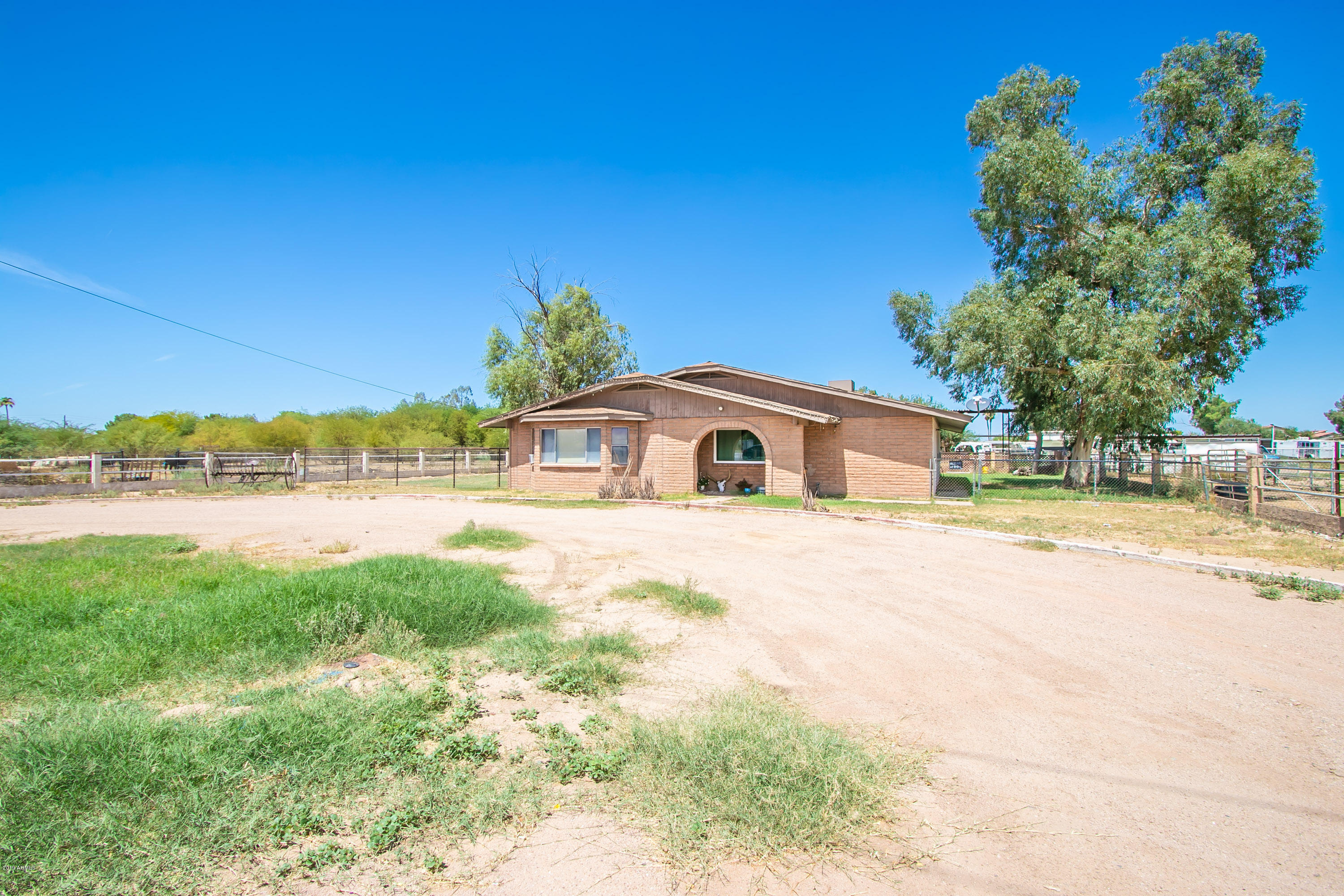 18318 East Chandler Heights Road Gilbert, AZ 85298 - Photo 14 of 17 IMG_0322