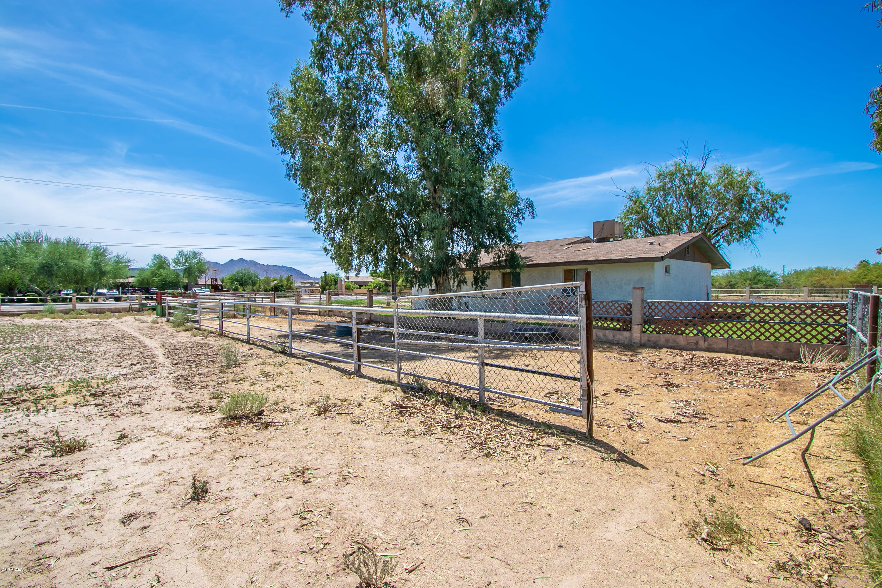 18318 East Chandler Heights Road Gilbert, AZ 85298 - Photo 3 of 17 IMG_0335