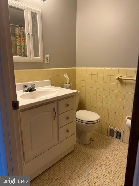 817 Rennard Circle Philadelphia, PA 19116 - Photo 11 of 24