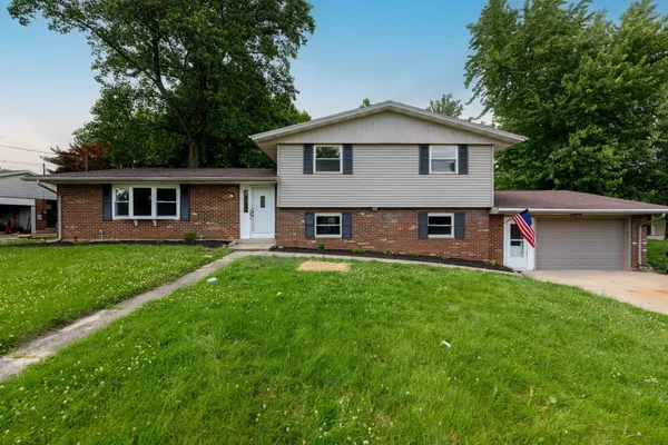 $309,900 | 1922 Old Coach Road, Springfield, OH 45505