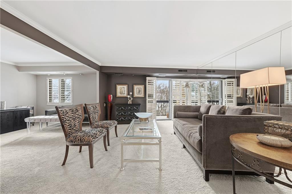 1500 Cochran Road, Unit 703 Pittsburgh, PA 15243 - Photo 4 of 29