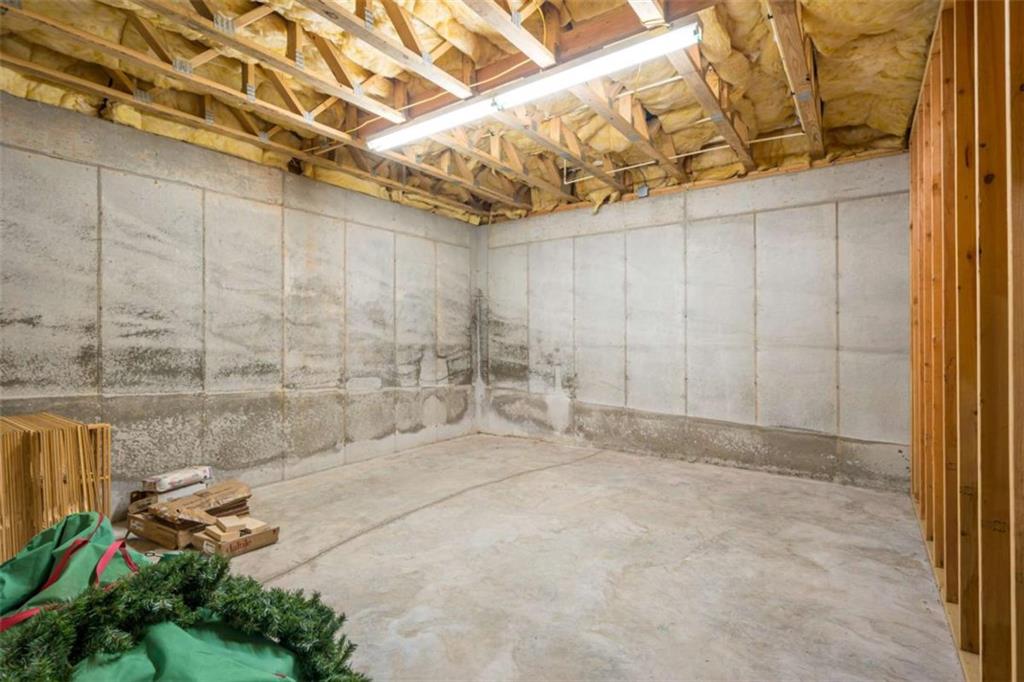 31 High Cliff Road Jasper, GA 30143 - Photo 35 of 50 a view of a backyard