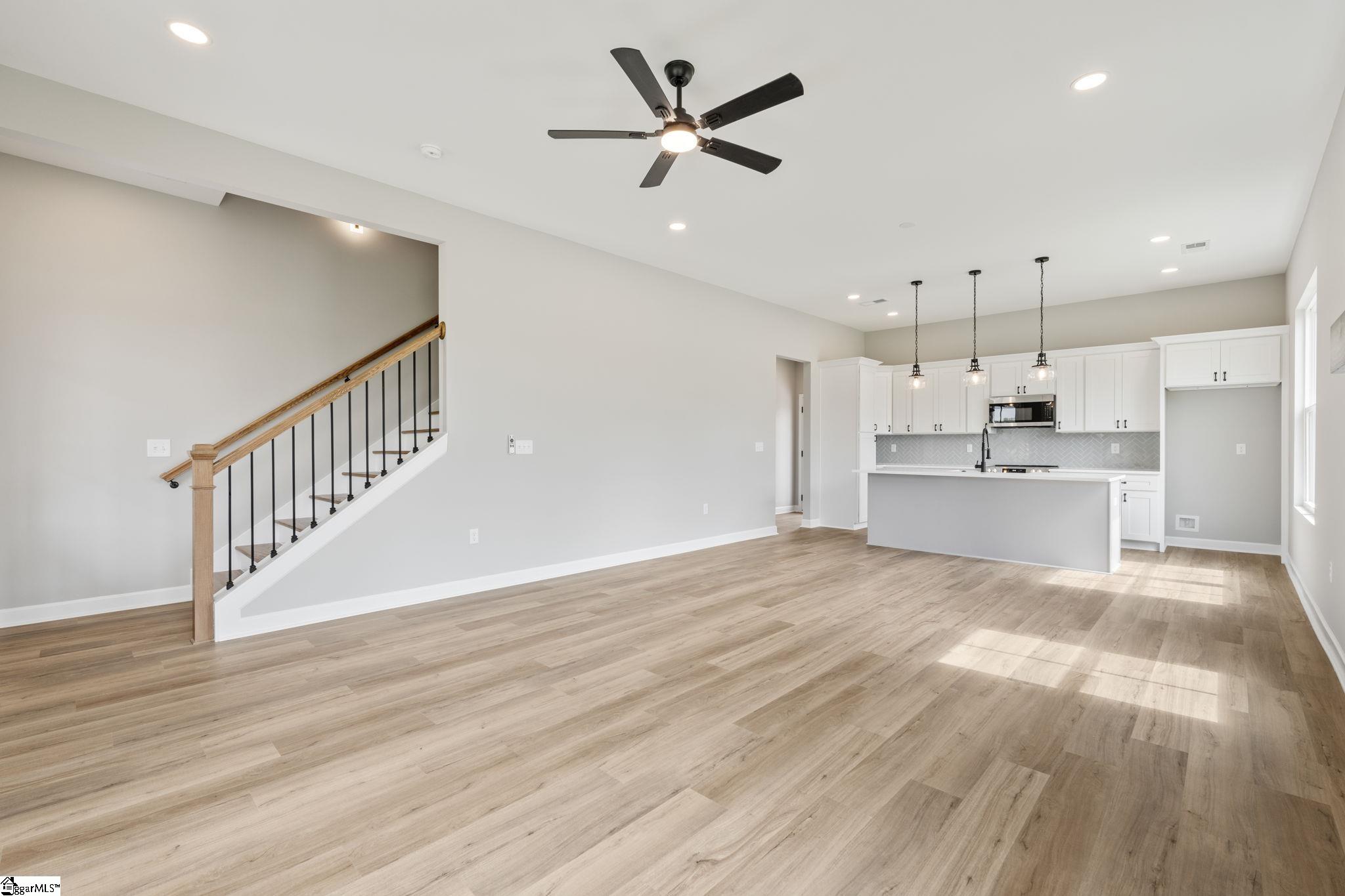 2741 Friendship Church Road Gray Court, SC 29645 - Photo 4 of 28