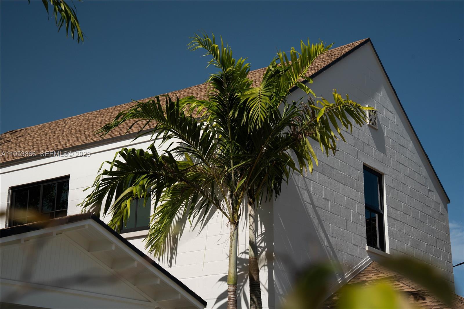 3603 Thomas Avenue Miami, FL 33133 - Photo 27 of 29 a view of a backyard