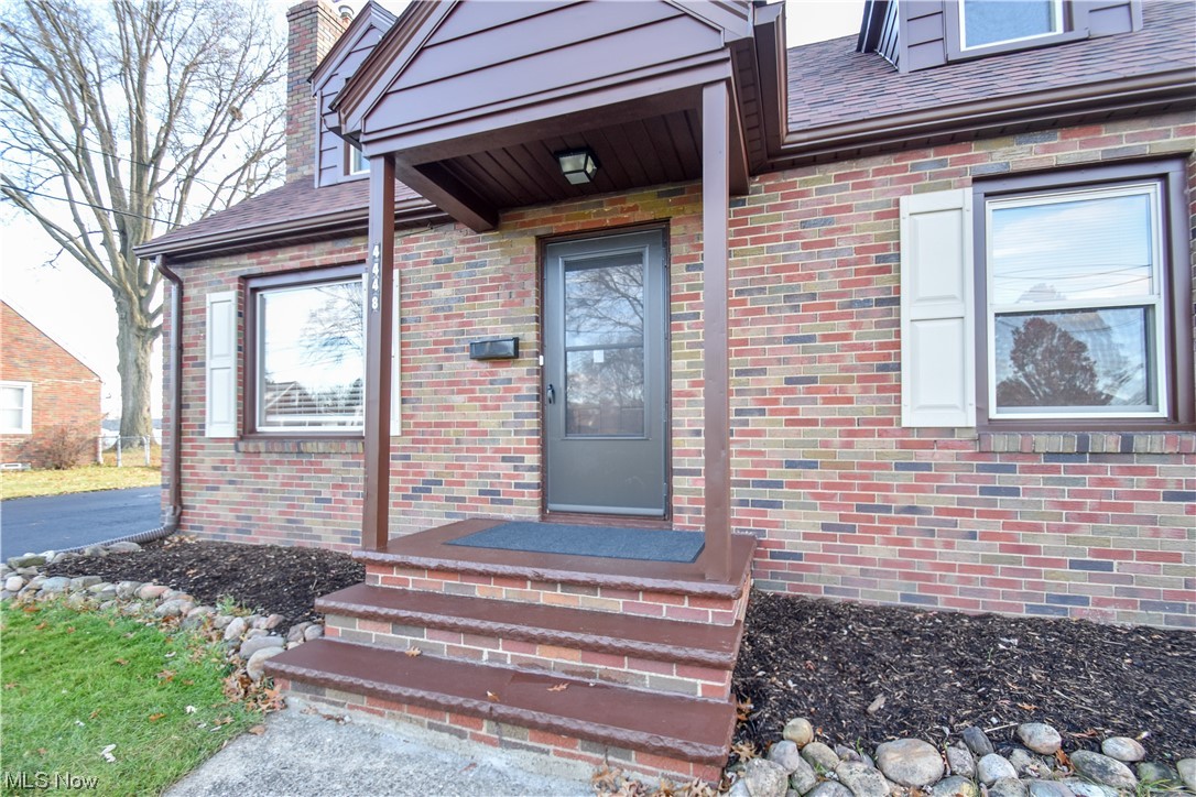 4448 Emma Street Northwest Canton, OH 44708 - Photo 2 of 34 Gallery Image 2