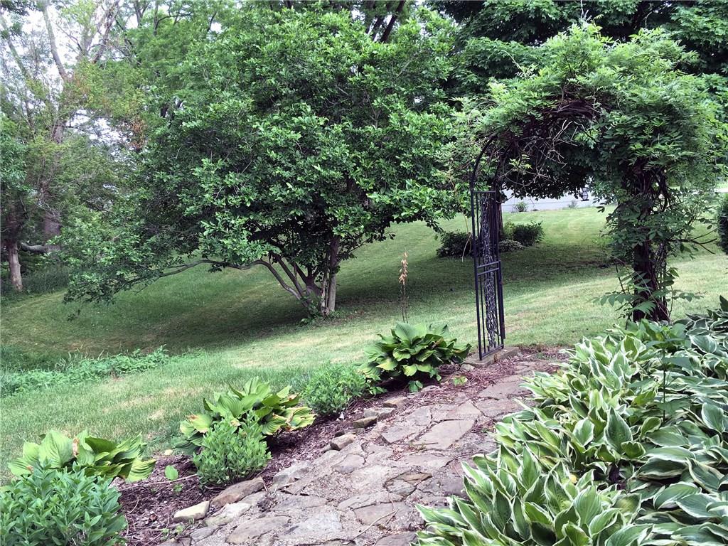 7998 South County Road Stilesville, IN 46180 - Photo 8 of 48 Gallery Image 8