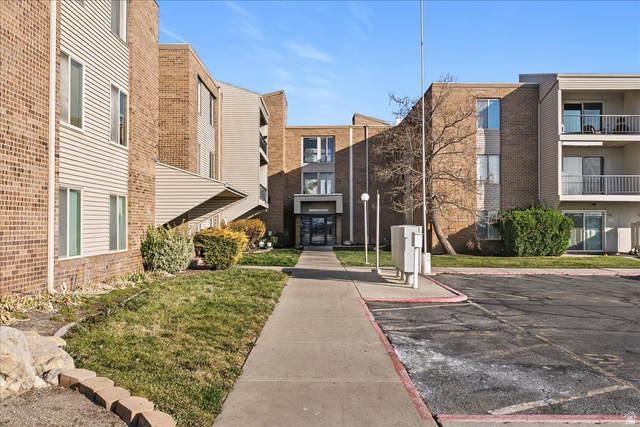 290 North 500 West, Unit 305 Bountiful, UT 84010 - Photo 1 of 1 View of community featuring uncovered parking