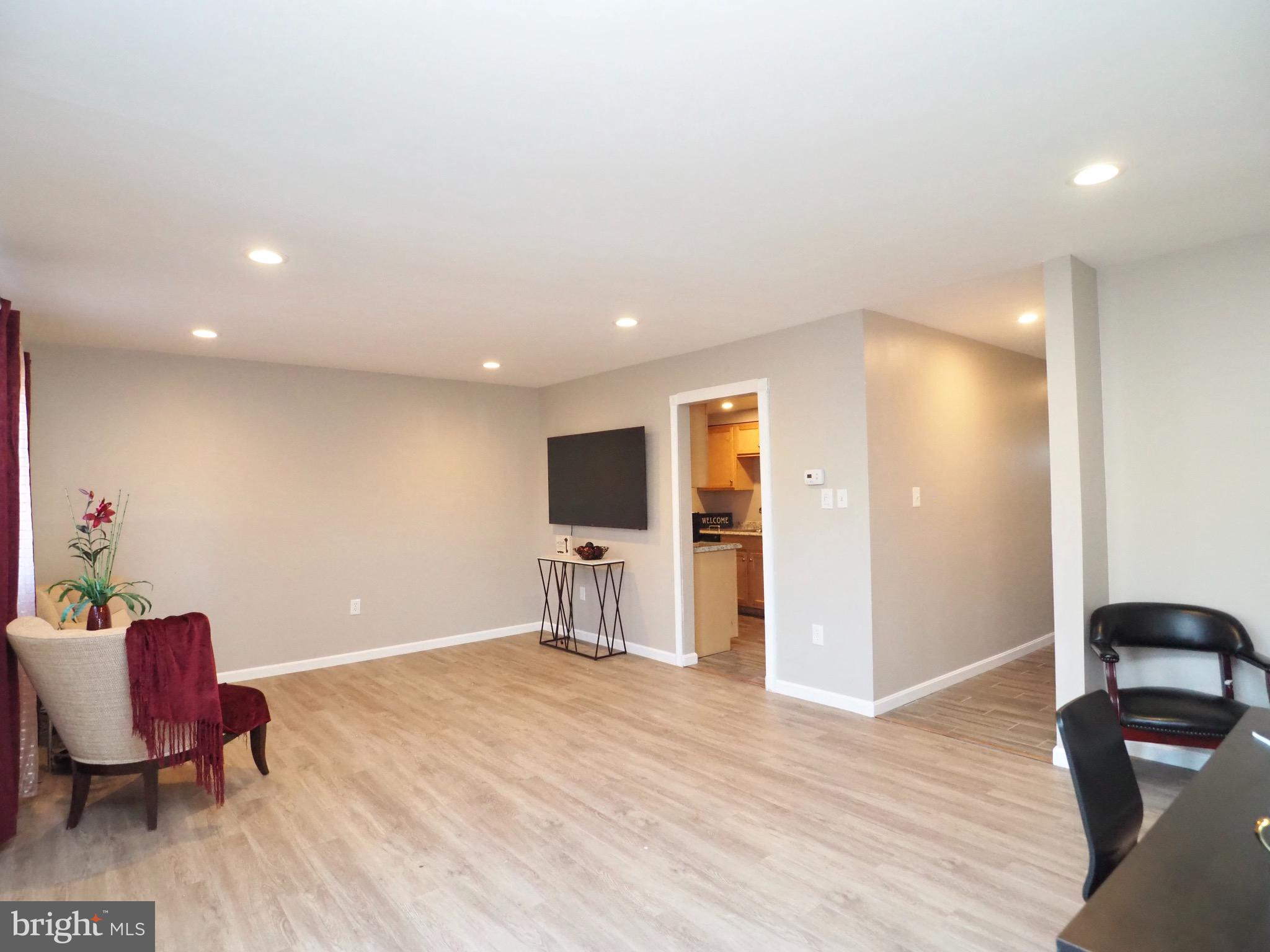 8480 Stonewall Road Manassas, VA 20110 - Photo 6 of 16 Gallery Image 6