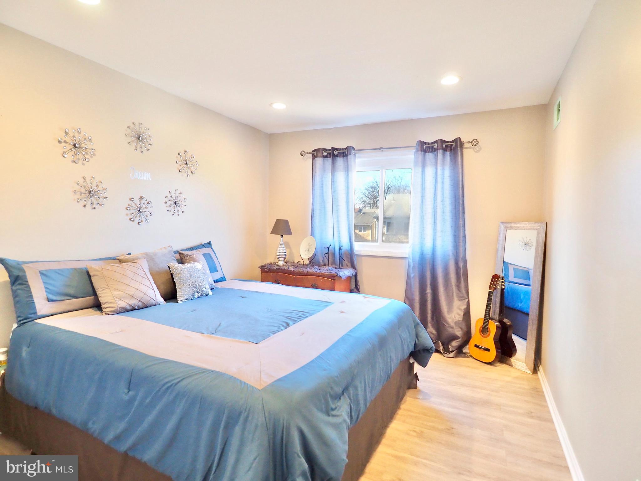 8480 Stonewall Road Manassas, VA 20110 - Photo 8 of 16 Gallery Image 8