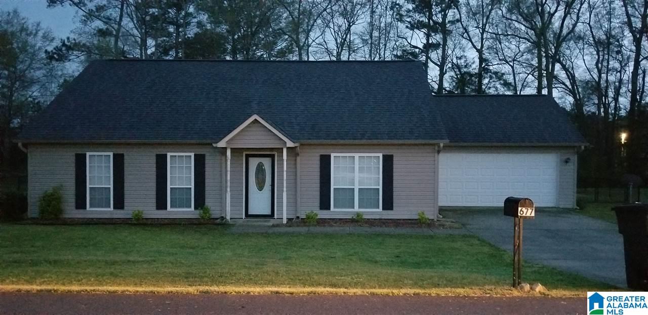 677 Mayfair Lane Cullman, AL 35057 - Photo 2 of 15