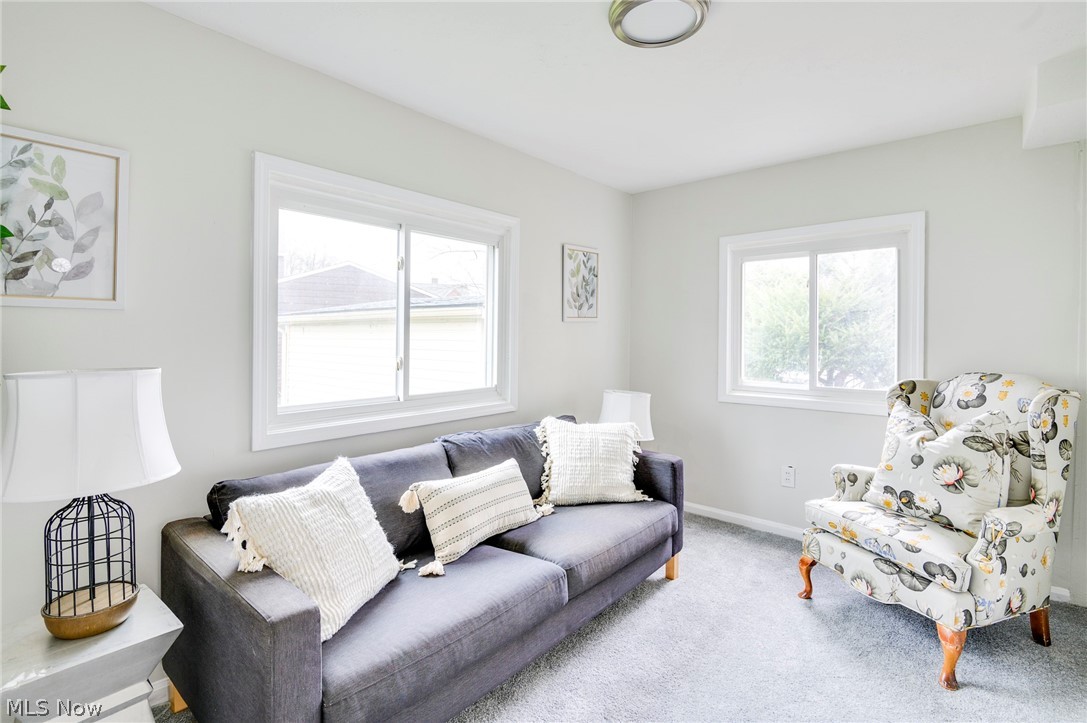 3562 Grosvenor Road Cleveland, OH 44118 - Photo 11 of 35 3562 Grosvenor Rd