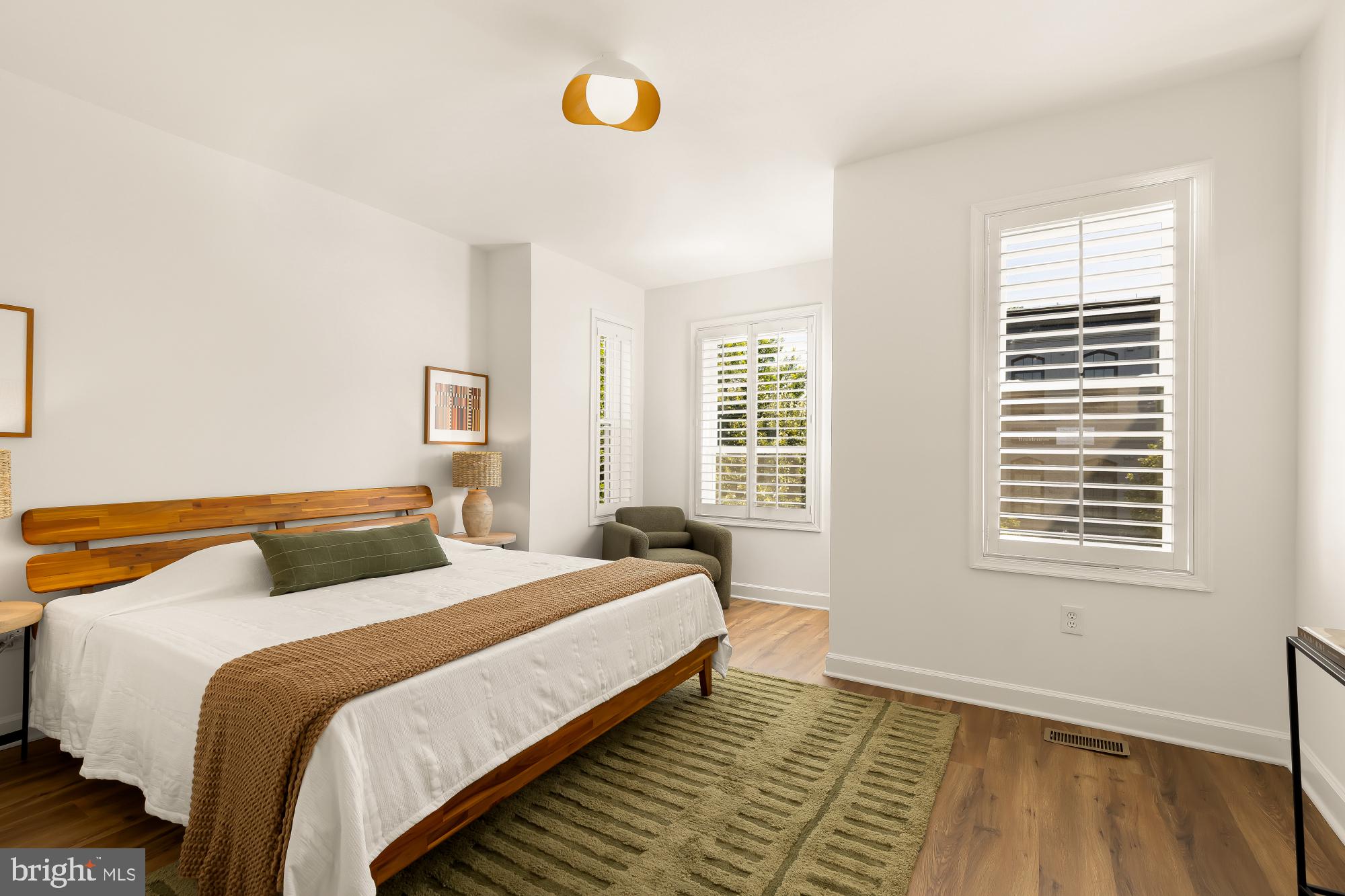 427 R Street Northwest Washington, DC 20001 - Photo 25 of 33