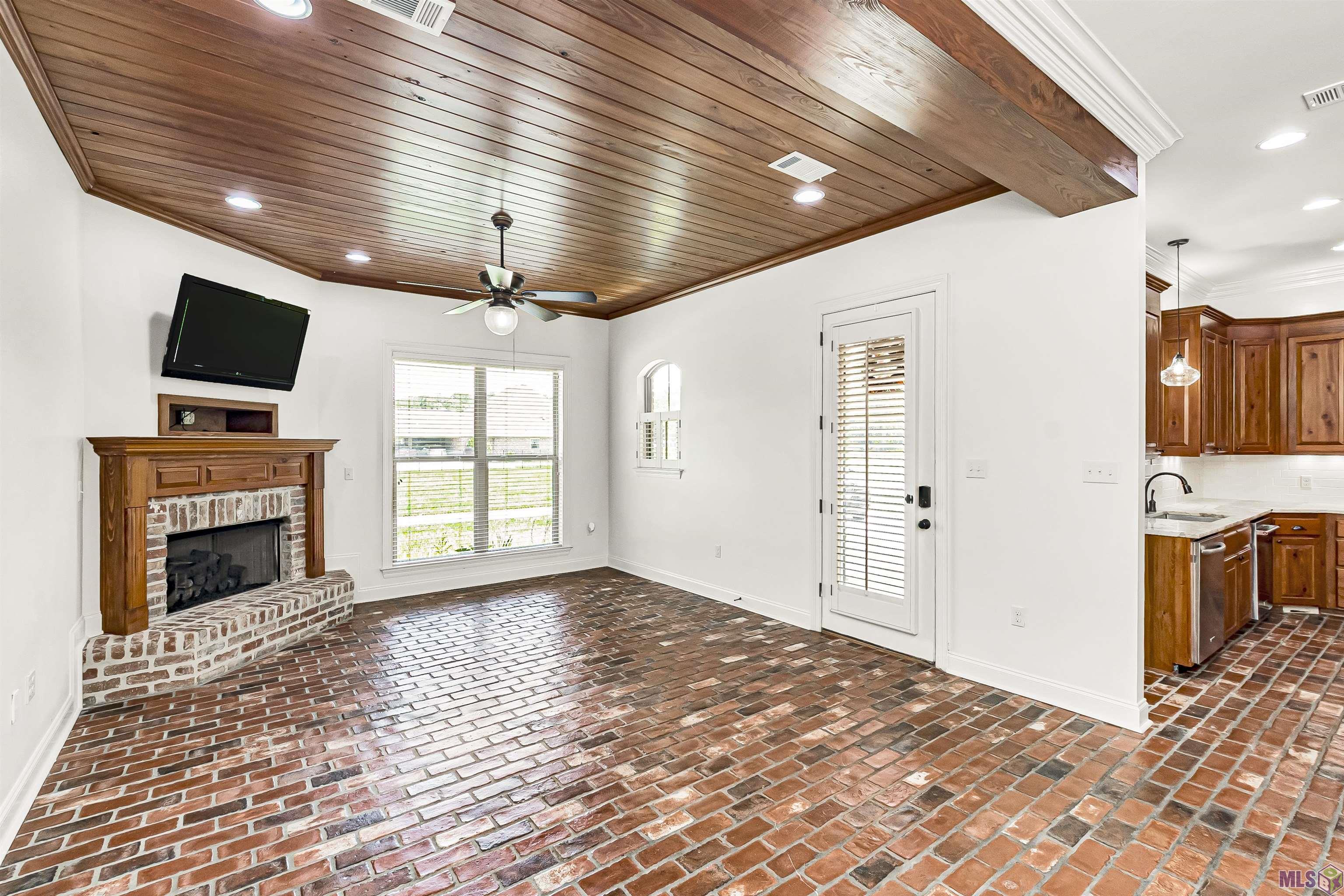 34925 Perkins Road Denham Springs, LA 70706 - Photo 17 of 43