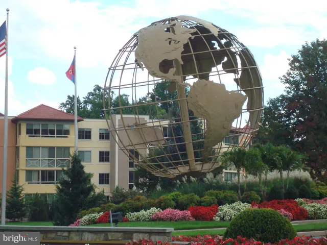 $249,900 | 3005 South Leisure World Boulevard, Unit 624, Silver Spring, MD 20906