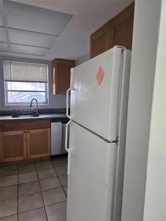 $2,250 | 7570 Southwest 82nd Street, Unit F110, Miami, FL 33143