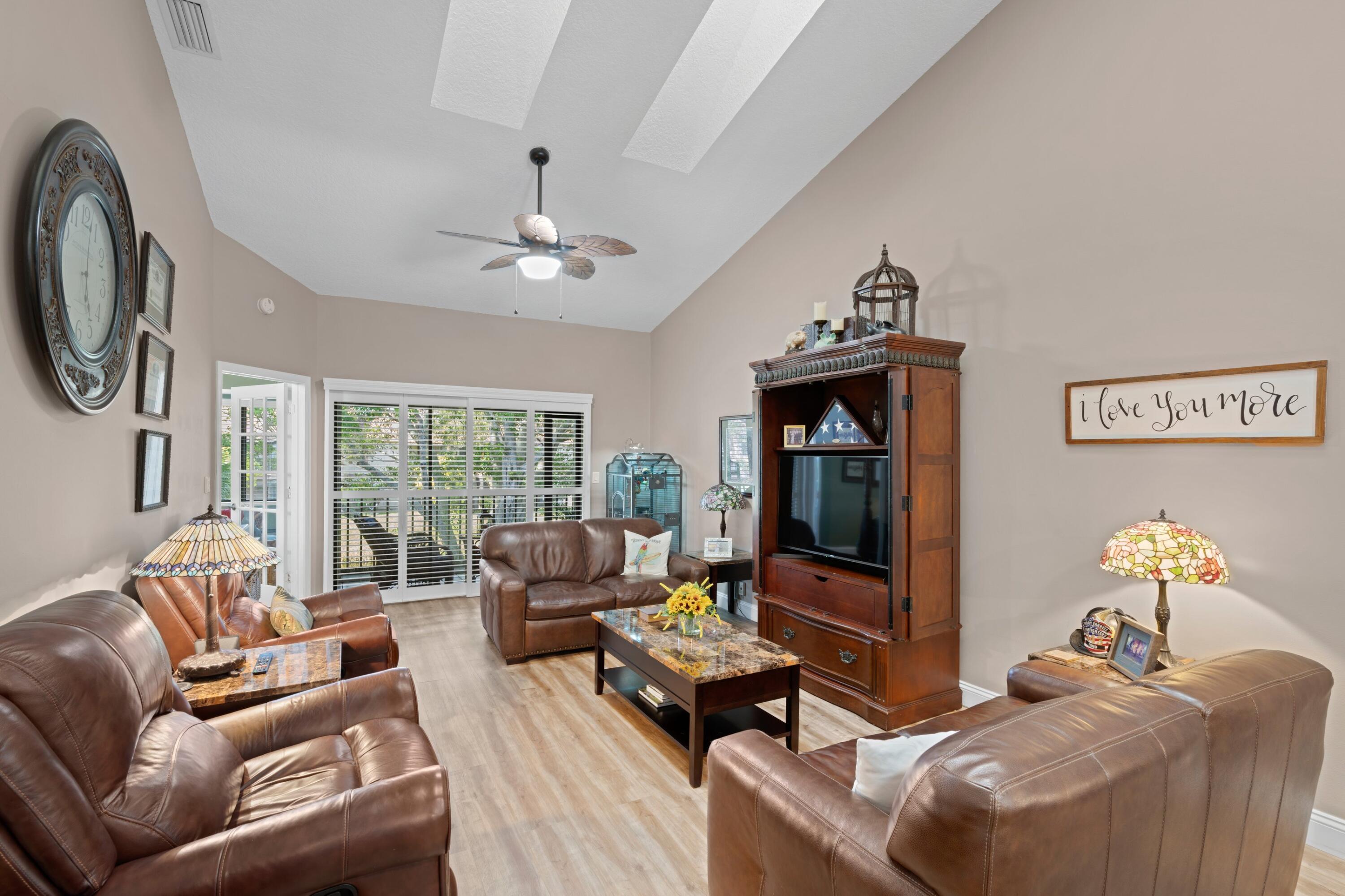 805 Harbour Pointe Way Greenacres, FL 33413 - Photo 11 of 27 DSC09304.jpg-SMALL