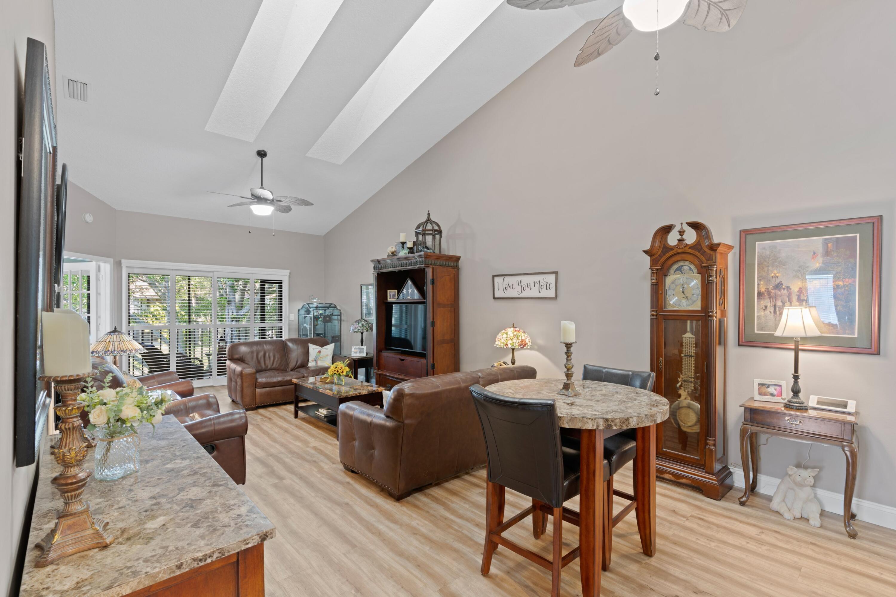 805 Harbour Pointe Way Greenacres, FL 33413 - Photo 13 of 27 DSC09309.jpg-SMALL