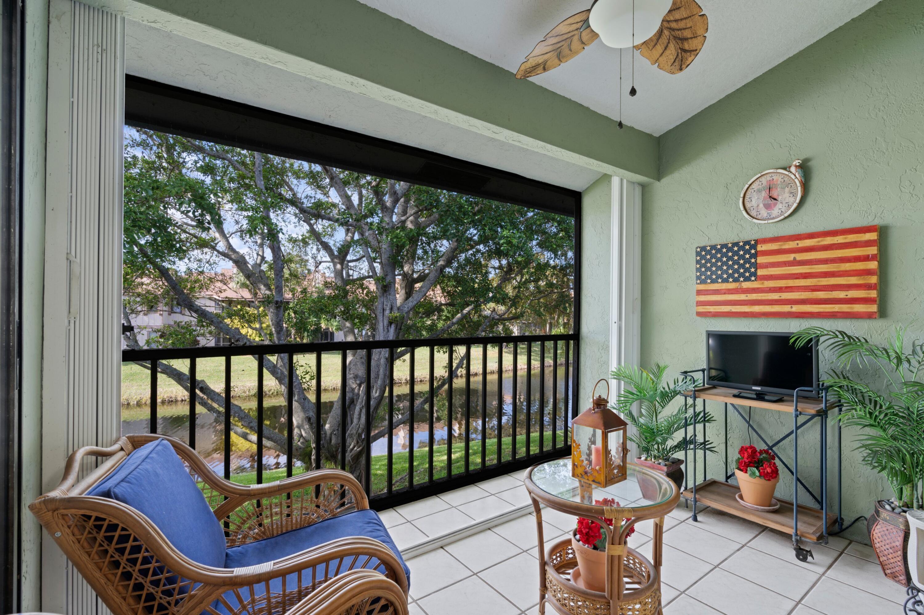 805 Harbour Pointe Way Greenacres, FL 33413 - Photo 14 of 27 DSC09349.jpg-SMALL