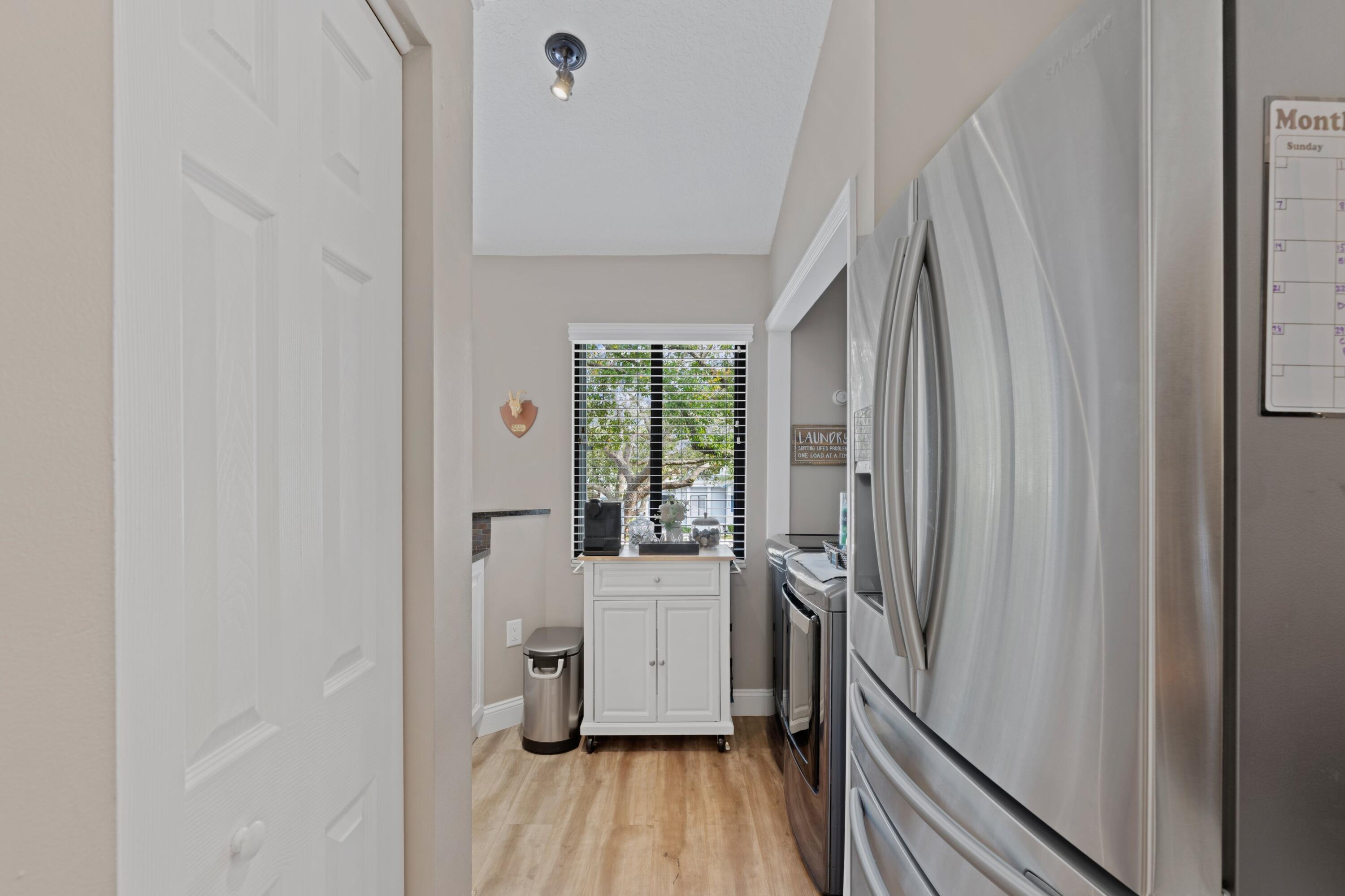 805 Harbour Pointe Way Greenacres, FL 33413 - Photo 6 of 27 DSC09324.jpg-SMALL