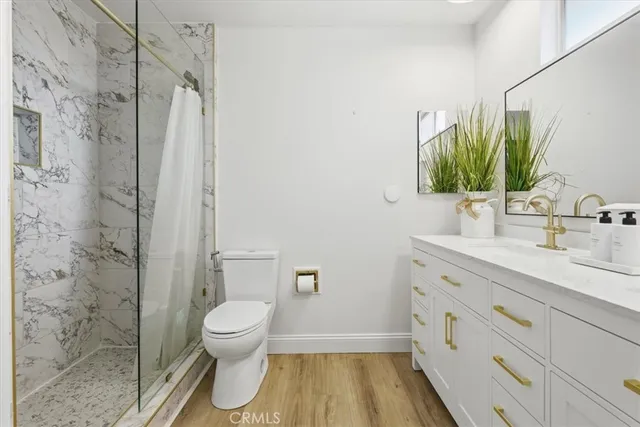 $1,250,000 | 11413 Etiwanda Avenue, Porter Ranch, CA 91326