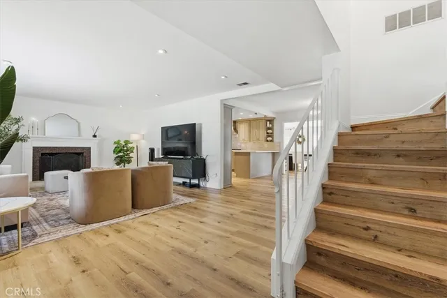 $1,250,000 | 11413 Etiwanda Avenue, Porter Ranch, CA 91326