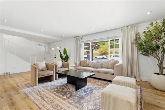 $1,250,000 | 11413 Etiwanda Avenue, Porter Ranch, CA 91326