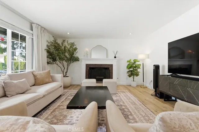 $1,250,000 | 11413 Etiwanda Avenue, Porter Ranch, CA 91326