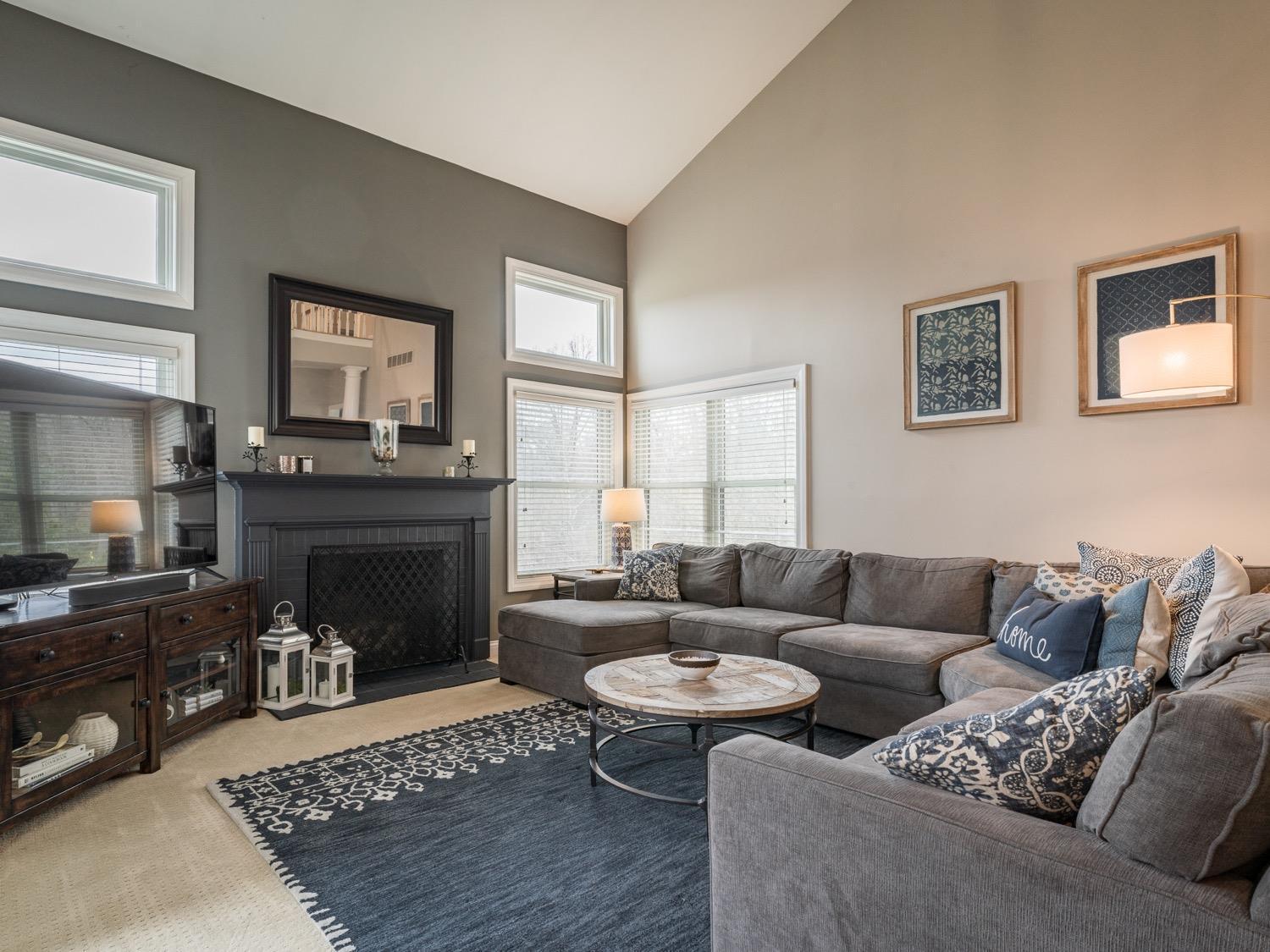 587 Ridgestone Cincinnati, OH 45255 - Photo 10 of 43 Gallery Image 10