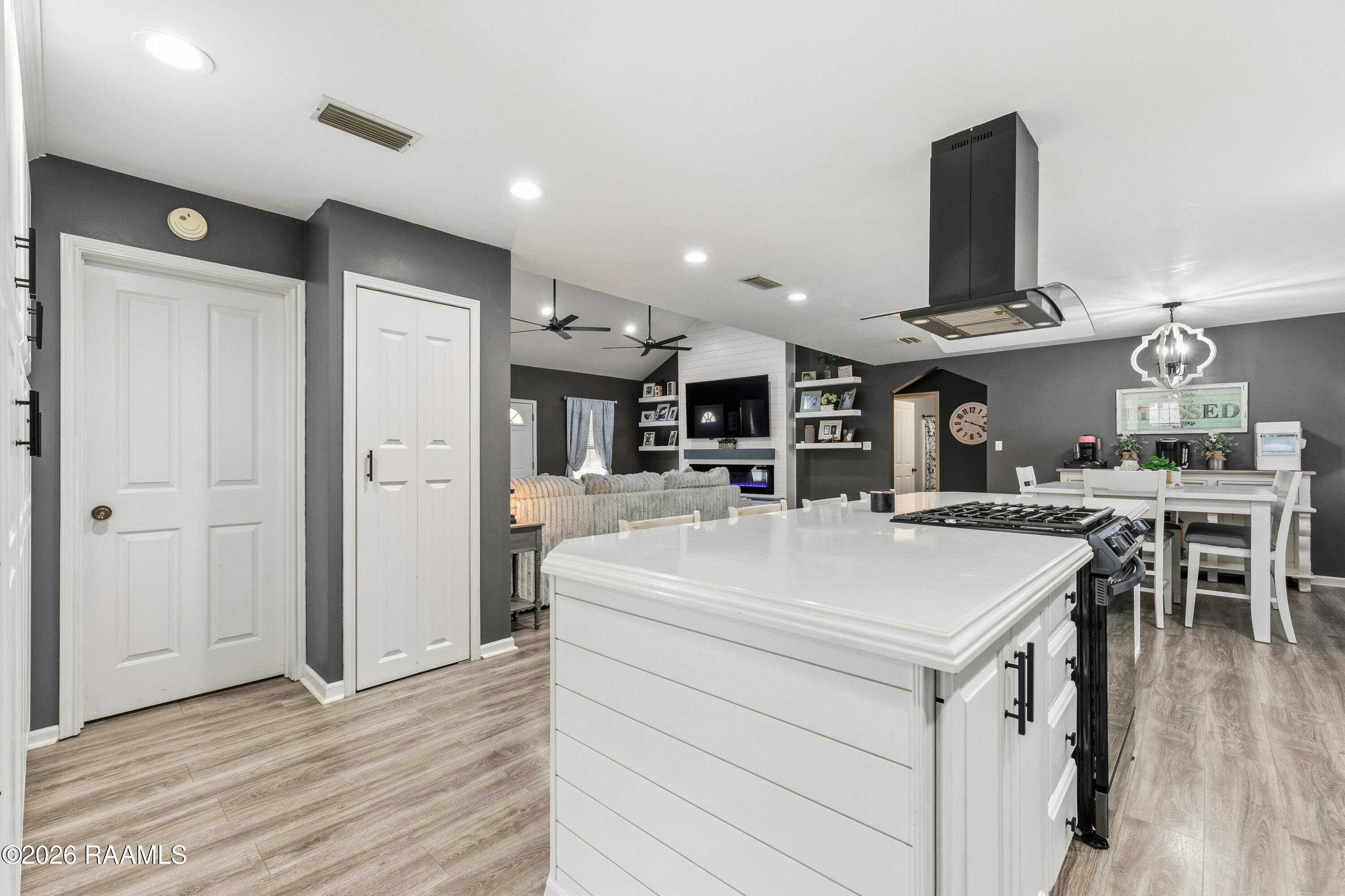 4401 Leonce Theriot Road New Iberia, LA 70560 - Photo 12 of 38 4410LeonceTrahan-48