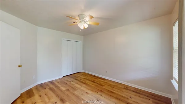 $1,200 | 922 Navarro Drive, College Station, TX 77845