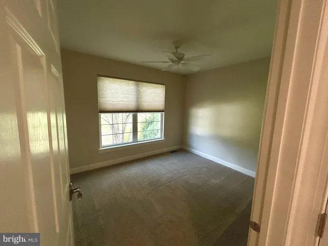 a view of empty room with window