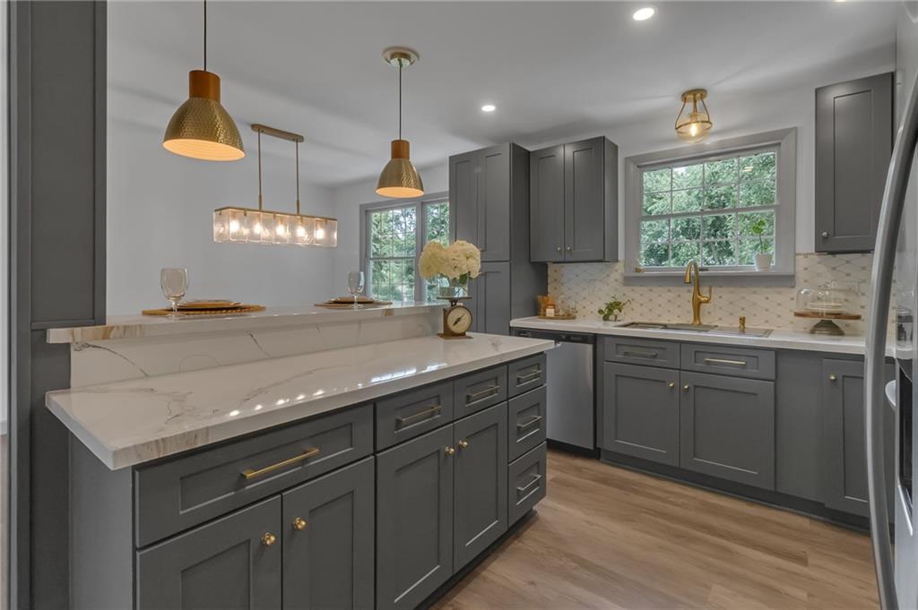 231 West Shaffer Road Aliquippa, PA 15001 - Photo 7 of 28 Gallery Image 7