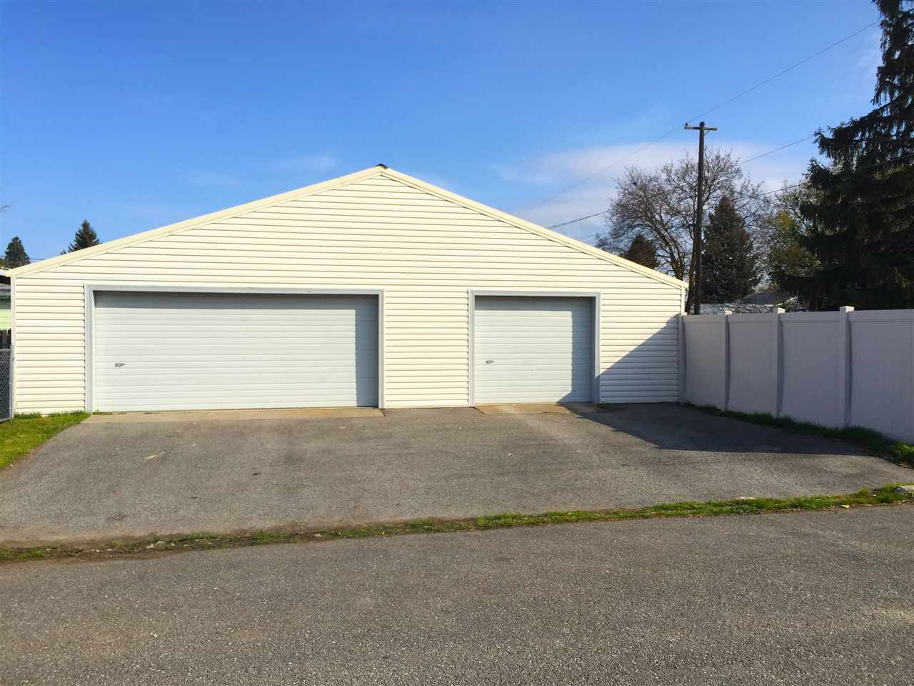 2006 North Sipple Road Spokane, WA 99212 - Photo 8 of 9 Gallery Image 8