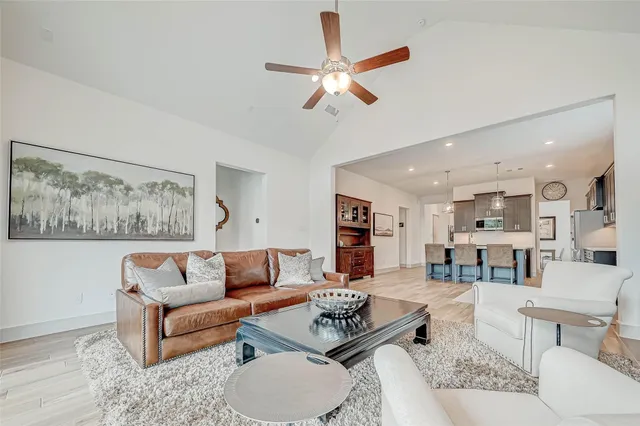 $4,200 | 24918 Flint Lake Drive, Tomball, TX 77375