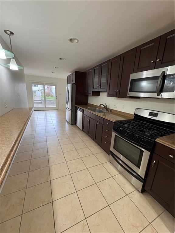 524 Edmond Street Pittsburgh, PA 15224 - Photo 5 of 12