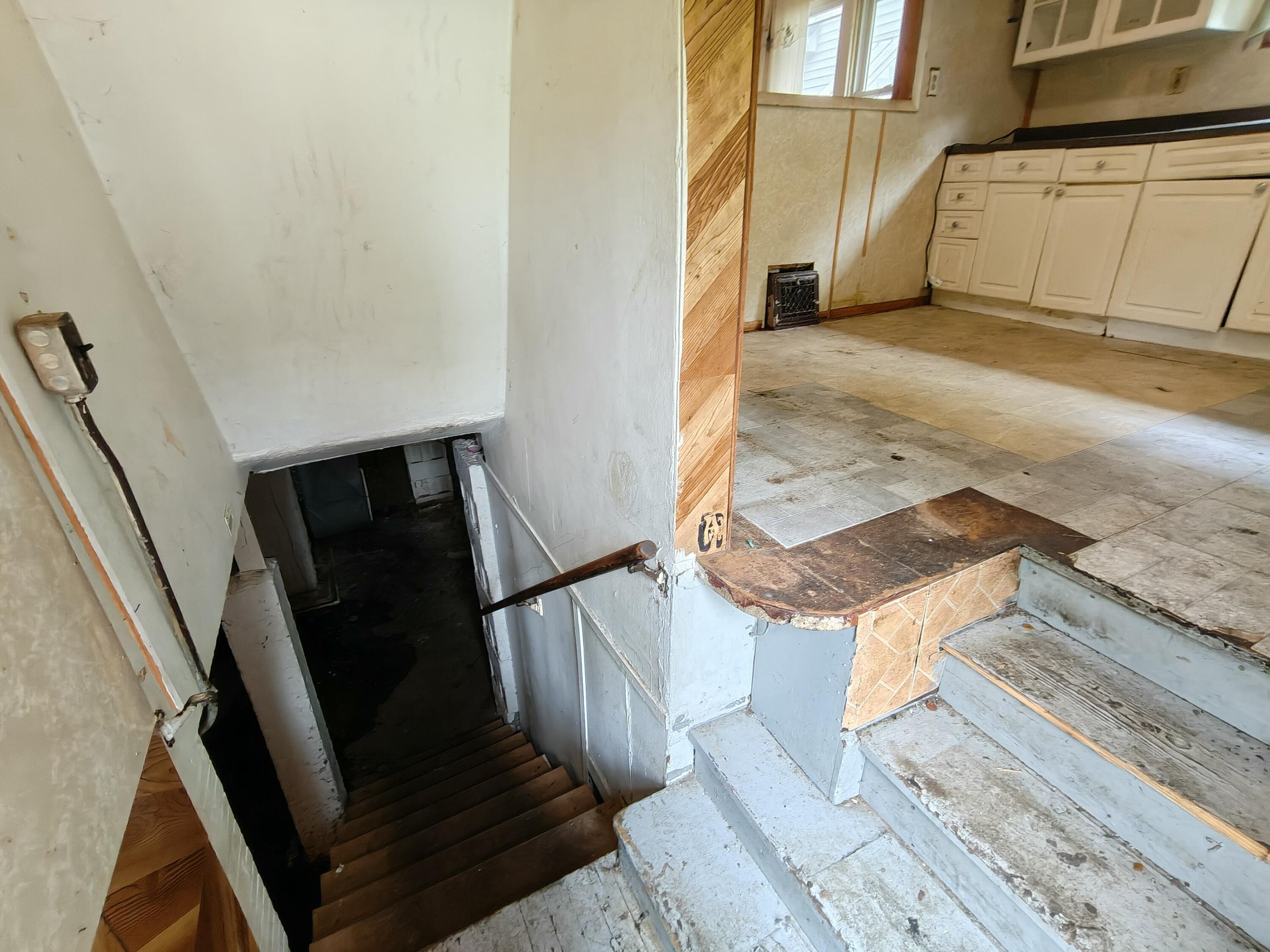 1154 Hendricks Street Gary, IN 46404 - Photo 19 of 30 3000x2250
