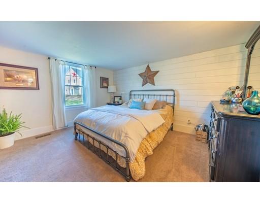 577 Pleasant Street Franklin, MA 02038 - Photo 14 of 41 Gallery Image 14