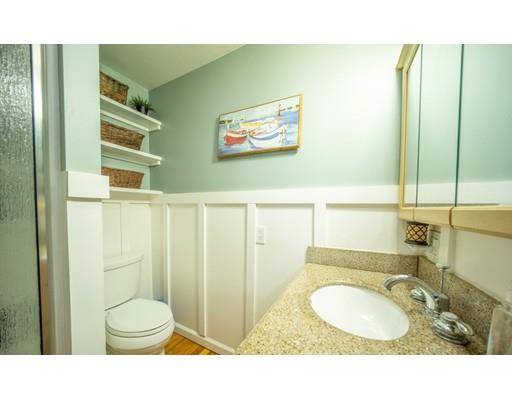 577 Pleasant Street Franklin, MA 02038 - Photo 20 of 41 Gallery Image 20