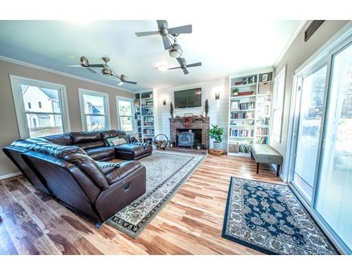 577 Pleasant Street Franklin, MA 02038 - Photo 10 of 41 Gallery Image 10