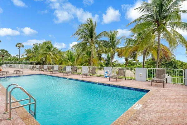 $7,000 | 9341 Collins Avenue, Unit 201, Surfside, FL 33154