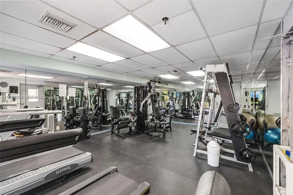 $7,000 | 9341 Collins Avenue, Unit 201, Surfside, FL 33154