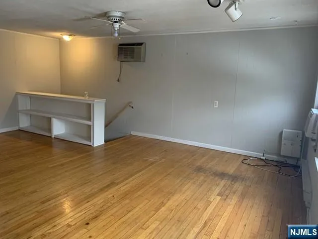 $1,500 | 53 Clinton Place, Unit 2, East Rutherford, NJ 07073