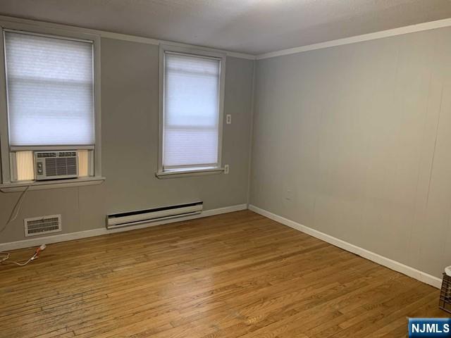 53 Clinton Place, Unit 2 East Rutherford, NJ 07073 - Photo 4 of 7